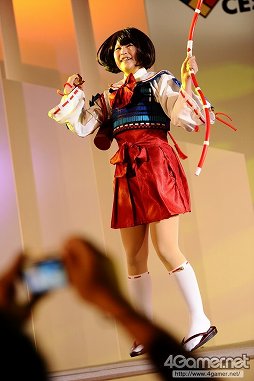 #052Υͥ/TGS 2013200̾Υץ쥤䡼ѥեޥ󥹤ϪCosplay Collection Nightפեȥݡ