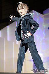 TGS 2013200̾Υץ쥤䡼ѥեޥ󥹤ϪCosplay Collection Nightפեȥݡ