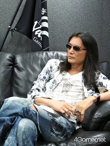 ���������꡼ No.026�Υ���ͥ������ / 150�ͤΥ�����ȳ���̾�ͤ�2015ǯ�򿶤��֤ꡤ2016ǯ�ؤΥ�å��������롣�����ǯ�������Ϥ�