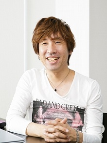 ���������꡼ No.034�Υ���ͥ������ / 150�ͤΥ�����ȳ���̾�ͤ�2015ǯ�򿶤��֤ꡤ2016ǯ�ؤΥ�å��������롣�����ǯ�������Ϥ�