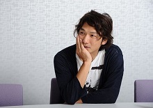 ���������꡼ No.233�Υ���ͥ������ / 150�ͤΥ�����ȳ���̾�ͤ�2015ǯ�򿶤��֤ꡤ2016ǯ�ؤΥ�å��������롣�����ǯ�������Ϥ�