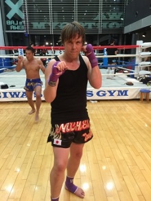 ���������꡼ No.307�Υ���ͥ������ / 150�ͤΥ�����ȳ���̾�ͤ�2015ǯ�򿶤��֤ꡤ2016ǯ�ؤΥ�å��������롣�����ǯ�������Ϥ�