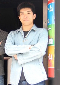 ���������꡼ No.329�Υ���ͥ������ / 150�ͤΥ�����ȳ���̾�ͤ�2015ǯ�򿶤��֤ꡤ2016ǯ�ؤΥ�å��������롣�����ǯ�������Ϥ�