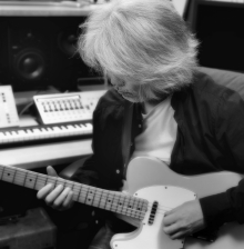 ���������꡼ No.379�Υ���ͥ������ / 150�ͤΥ�����ȳ���̾�ͤ�2015ǯ�򿶤��֤ꡤ2016ǯ�ؤΥ�å��������롣�����ǯ�������Ϥ�