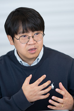 ���������꡼ No.016�Υ���ͥ������ / �Υ��󥿥ӥ塼��20ǯ��Ф����ޤ��Ѥ��֥�͡�����II�פϡ�PK�ʤ����и��ͥơ��֥��ѹ��ʤɡ������ȼ��������ܡ����Τɤ�ʿͤ����ɤ�ʤ��Ȥ�ͤ��ʤ��顤����Ż뤷�Ƴ�ȯ���Ƥ���Τ�������