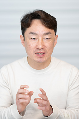 ���������꡼ No.018�Υ���ͥ������ / �Υ��󥿥ӥ塼��20ǯ��Ф����ޤ��Ѥ��֥�͡�����II�פϡ�PK�ʤ����и��ͥơ��֥��ѹ��ʤɡ������ȼ��������ܡ����Τɤ�ʿͤ����ɤ�ʤ��Ȥ�ͤ��ʤ��顤����Ż뤷�Ƴ�ȯ���Ƥ���Τ�������