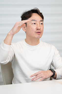 ���������꡼ No.020�Υ���ͥ������ / �Υ��󥿥ӥ塼��20ǯ��Ф����ޤ��Ѥ��֥�͡�����II�פϡ�PK�ʤ����и��ͥơ��֥��ѹ��ʤɡ������ȼ��������ܡ����Τɤ�ʿͤ����ɤ�ʤ��Ȥ�ͤ��ʤ��顤����Ż뤷�Ƴ�ȯ���Ƥ���Τ�������