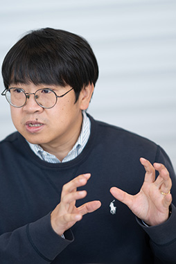 ���������꡼ No.025�Υ���ͥ������ / �Υ��󥿥ӥ塼��20ǯ��Ф����ޤ��Ѥ��֥�͡�����II�פϡ�PK�ʤ����и��ͥơ��֥��ѹ��ʤɡ������ȼ��������ܡ����Τɤ�ʿͤ����ɤ�ʤ��Ȥ�ͤ��ʤ��顤����Ż뤷�Ƴ�ȯ���Ƥ���Τ�������