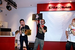 ���������꡼ No.013�Υ���ͥ������ / �ֳ��å����ƥ�פ����ߤ˼������ꡣ����äԤ���ͤ�ʷ�ϵ����ä���RED STONE�פΥ��ե饤�󥤥٥�Ȥ��ݡ���