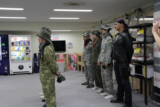 ���������꡼ No.004�Υ���ͥ������ / ��Ʈ�ȡ�����������������������Ǿ�����ǽƷ���򷫤깭���롣��RED STONE �ޥ����åƥ����Ҳ� ���Х����θ� with ���������ץ�ݡ���