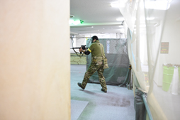 ���������꡼ No.025�Υ���ͥ������ / ��Ʈ�ȡ�����������������������Ǿ�����ǽƷ���򷫤깭���롣��RED STONE �ޥ����åƥ����Ҳ� ���Х����θ� with ���������ץ�ݡ���