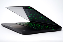 Razer Blade2014ˡץեȥץå󡣤ĤܤؤäƤRazerΥΡPCǮ!?