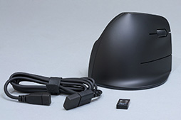 画像ギャラリー No.006のサムネイル画像 / Razerから来た縦型マウス「Pro Click V2 Vertical」は,ゲームで実用的に使えるのか?【レビュー】