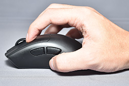 画像ギャラリー No.026のサムネイル画像 / 最強スペックのeスポーツプロ向けマウス「Razer DeathAdder V4 Pro」レビュー。約3万円という高級マウスの価値は?