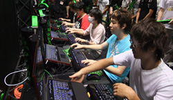 #012Υͥ/TGS 2011ͥϤɤΥˡRazer TGS TournamentסAVASFη辡ݡ