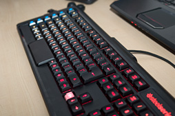 SteelSeriesοCEOС˻ᥤ󥿥ӥ塼Logitech GŷҤϡȳ3̤ΥǥХ᡼ɤƳΤ