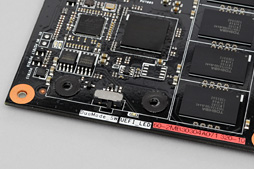 ASUSR.O.G.SSD㤤PCIe x2³ǥRAIDR Expressפ