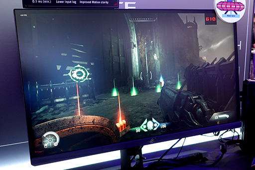 画像ギャラリー No.005のサムネイル画像 / 世界最速610Hz表示のゲーマー向けTN液晶ディスプレイをASUSが披露。24インチ級液晶パネルを選んだ驚きの理由とは?