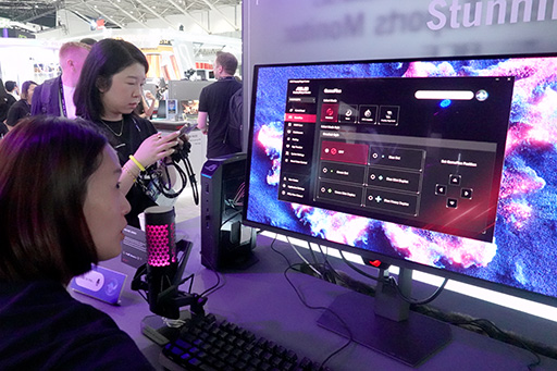 画像ギャラリー No.005のサムネイル画像 / 量子ドット有機ELは500Hz表示がトレンドに? ASUSのディスプレイ「XG27AQDPG」をチェックしてみた