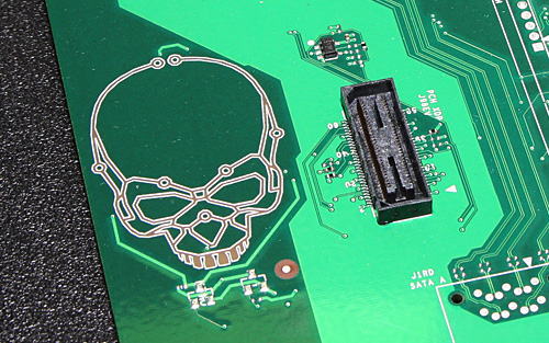 #003Υͥ/COMPUTEXϡSkulltrail &amp; BonetrailѡɤΥɥޡIntelP55ޥNVIDIA祦롼ȯ