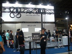 #035Υͥ/TGS 2010iPhone/iPadʡΥݡȤǺܡiPhoneΤǤ4㼰Υ饸إꥳץAR.Droneפץ쥤֥Ÿ