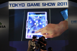 TGS 2011Ͽȥ³ӽФiLOVE iPhone in Tokyo Game Showפճȸƨʤ