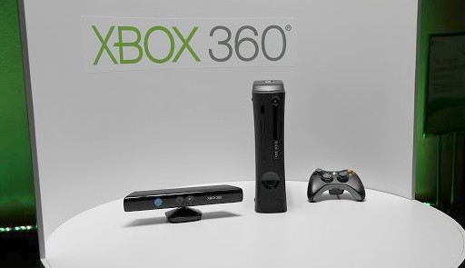 E3 2010ϿXbox 360ȯɽ 250GB HDDܤǲʤϿ֤624Xbox 360 Media Briefing®