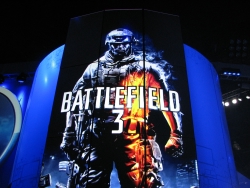 #009Υͥ/E3 2011ϡBattlefield 3פΥץ쥤ݡȤǺܡѥˡꥫȥв֤򻶤餹ޥץ쥤θƤ