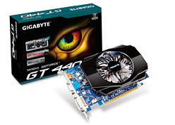���������꡼ No.001�Υ���ͥ������ / �ȼ������顼����Ѥ���GIGABYTE��GT 440��CFD���䤫���о�