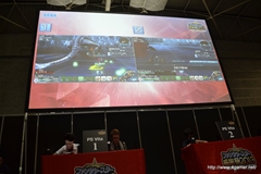 画像ギャラリー No.071のサムネイル画像 / 「PSO2 es」との連動要素や「フォトンチェア」などEPISODE2の新要素が公開された「ファンタシースター感謝祭2013」大阪会場の模様をレポート