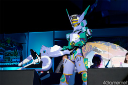 画像ギャラリー No.075のサムネイル画像 / 「アークスフェスティバル2016」フォトレポート。「PSO2」コスプレ&クラフトコンテストや小林幸子さんの圧巻ライブ,コスプレエリアを撮影してきた