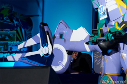 画像ギャラリー No.077のサムネイル画像 / 「アークスフェスティバル2016」フォトレポート。「PSO2」コスプレ&クラフトコンテストや小林幸子さんの圧巻ライブ,コスプレエリアを撮影してきた