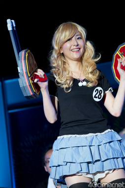 画像ギャラリー No.079のサムネイル画像 / 「アークスフェスティバル2016」フォトレポート。「PSO2」コスプレ&クラフトコンテストや小林幸子さんの圧巻ライブ,コスプレエリアを撮影してきた