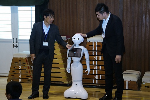 ���������꡼ No.002�Υ���ͥ������ / ��Minecraft�פ���Ω���ع��ζ���ˡ��ץ�����ߥ󥰶���λ��ѡ��θ����٥�ȡ�i��design-Programming Festival�פ����ͤ��ݡ���