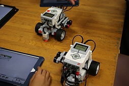 ���������꡼ No.018�Υ���ͥ������ / ��Minecraft�פ���Ω���ع��ζ���ˡ��ץ�����ߥ󥰶���λ��ѡ��θ����٥�ȡ�i��design-Programming Festival�פ����ͤ��ݡ���