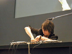 [AOU2011]KONAMI֡Ǯޤ줿jubeat AOUڥޥåסBEMANIڥ륹ơ ɥեʡ饤֡ץݡ