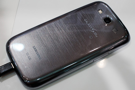 NTTɥ⡤GALAXY S III סAQUOS PHONE ZETAפʤ2012ǯߥǥ륹ޡȥե10ʤȯɽ٤Ƥ100MbpsΡXiפб