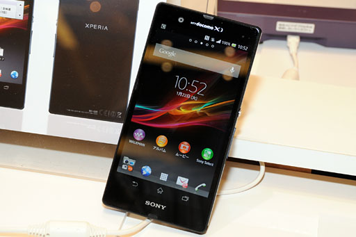 ɥ⡤Xperia Zפ2MEDIASʤ2013ǯեǥ륹ޡȥե֥åȤȯɽܥǥäȻȤäƤߤ 