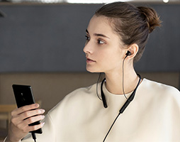 画像ギャラリー No.011のサムネイル画像 / ソニーが「Xperia XZ2」「Xperia XZ2 Compact」を発表。アスペクト比9:18の液晶パネルとSnapdragon 845採用のフラッグシップモデル