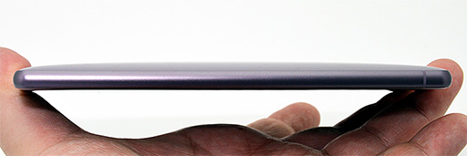 画像ギャラリー No.010のサムネイル画像 / ソニーの新ハイエンドスマートフォン「Xperia XZ2」&「Xperia XZ2 Compact」実機レポート。二眼式カメラの採用は次世代モデルまでおあずけ?