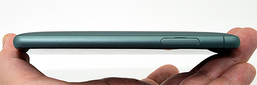 画像ギャラリー No.028のサムネイル画像 / ソニーの新ハイエンドスマートフォン「Xperia XZ2」&「Xperia XZ2 Compact」実機レポート。二眼式カメラの採用は次世代モデルまでおあずけ?