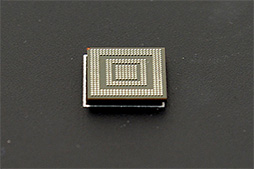 画像ギャラリー No.034のサムネイル画像 / ソニーの新ハイエンドスマートフォン「Xperia XZ2」&「Xperia XZ2 Compact」実機レポート。二眼式カメラの採用は次世代モデルまでおあずけ?