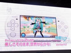 TGS 2011ϡֽ鲻ߥ -Project DIVA- extendסProject miraiʲˡ׽ơ٥Ȥͤȡֽ鲻ߥ -Project DIVA- extendθǤƤå