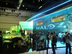 E3 2012ϡHalo 4פοޥץ쥤⡼ɡSpartan OpsפҲ𤵤줿ץ쥼ơݡ