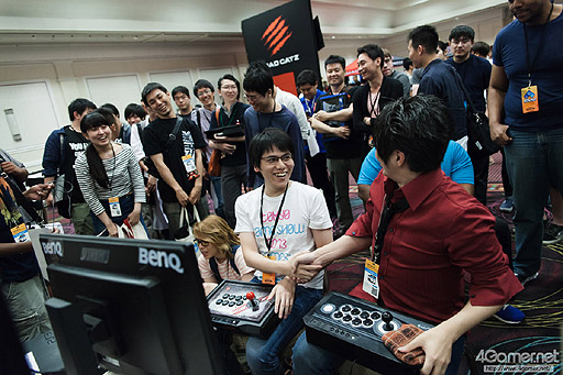 EVO2015ϡŴ7פǥΥ꤬ŪͥUMvC3פǤCrossRF꤬ǽη辡ȡʥȤضʤ᤿EVO2ܤޤȤ