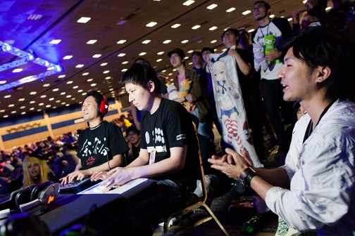 EVO2014ϤȤγʤ뤫KOF XIII׷辡ޤEvolution 20142ܤޤȤᡣUMvC3סBBCPפʤɤͽˤ