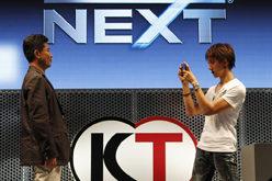 TGS 2011ϡֿԢ̵ NEXTפξҲ𥹥ơݡȡľŪʥ󥿥ե3GƥޤǡVitaεǽե˳Ѥȼ̵Сɤ