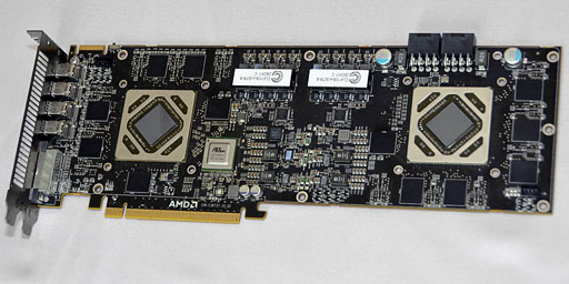 #002Υͥ/AMDRadeon HD 7990פȯɽHD 7970 GHz EditionGPU1δĤܤ