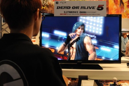 TGS 2012ϡ֤ޤ͡פȡ֤Ǥʤ͡פι¤ˤϡ DEAD OR ALIVE 5ȯľ󥿥ӥ塼TGS 2012P˼ʹ