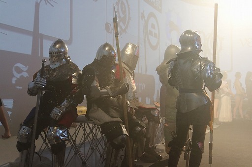 ���������꡼ No.001�Υ���ͥ������ / �ֱ�ͺ�����˥���פȥ����ޡ��ɥХȥ�Υ���ܥ������ӥ����ޥå������š���󥰾�Ƿ��깭����줿��������Ǿ�����Ĥ�����ΤϤɤοرġ�